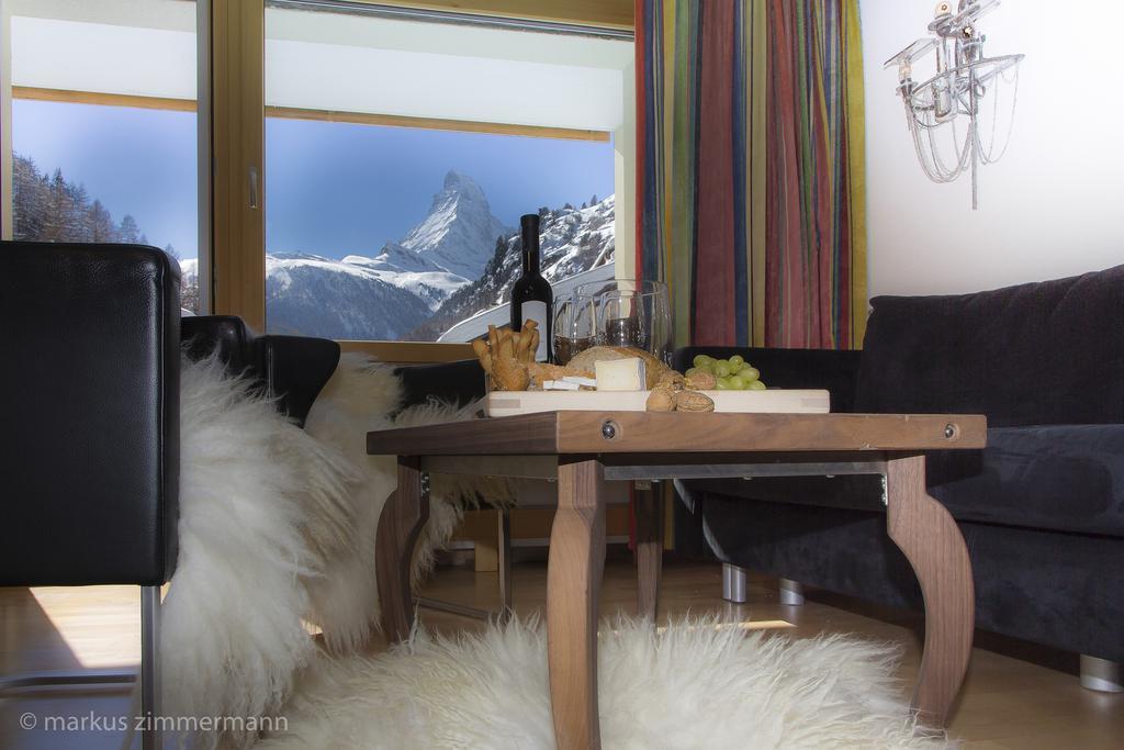 Apartamento Haus Maryland Zermatt Habitación foto